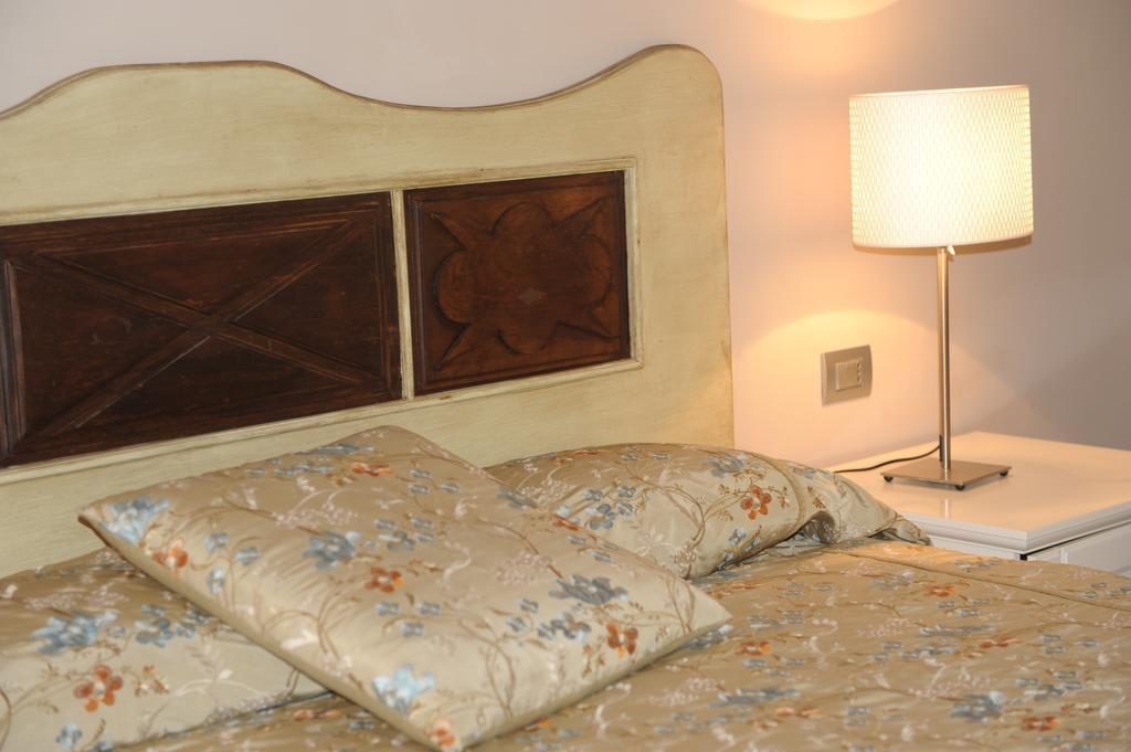 Bed and Breakfast Relais Al Bel San Domenico Alba  Pokoj fotografie