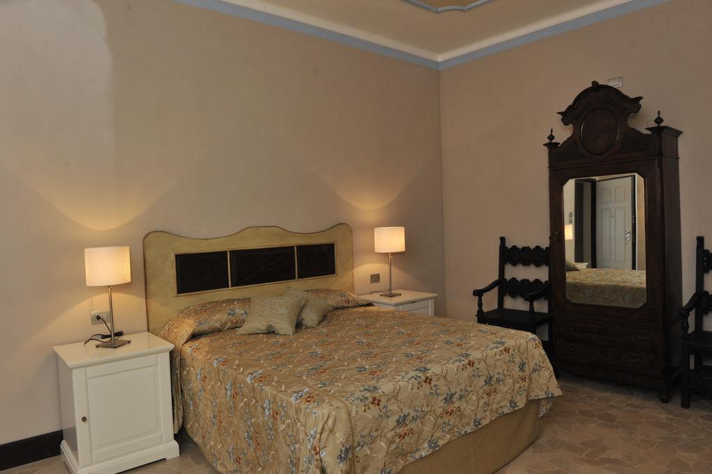 Bed and Breakfast Relais Al Bel San Domenico Alba  Pokoj fotografie